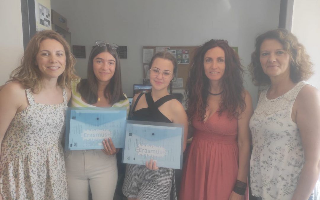 Paula y Manuela, nuestras estudiantes MLD para el curso próximo