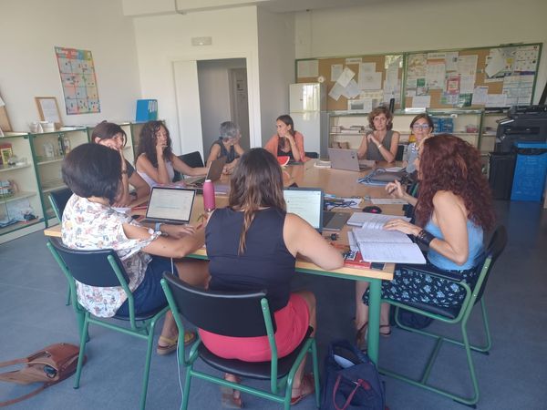 Reunión para terminar de elaborar el KA210-SCH de Medioambiente 