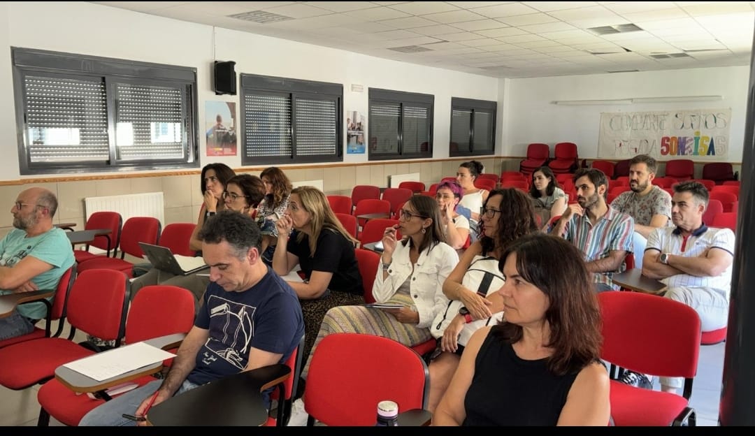 Jornada formativa de inicio de curso sobre proyectos Erasmus+ para docentes del IES Aguas Vivas